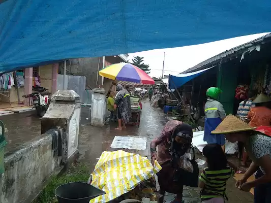 Pasar Tradisional Gempolan Tulungagung