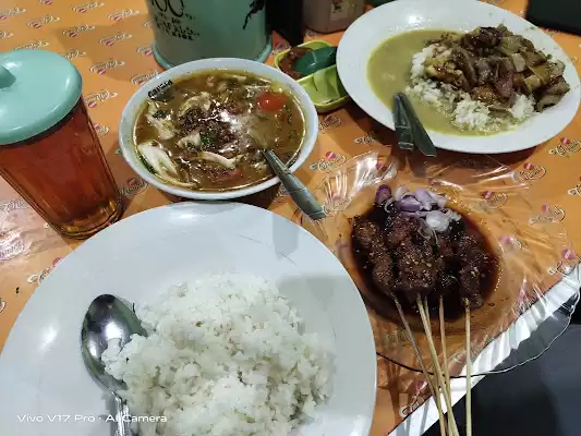 Sate, Gule & Tongseng Kambing An - Ni'mah Tulungagung