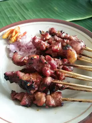 Sate Kambing Muda & Gule Bu Djuki Tulungagung