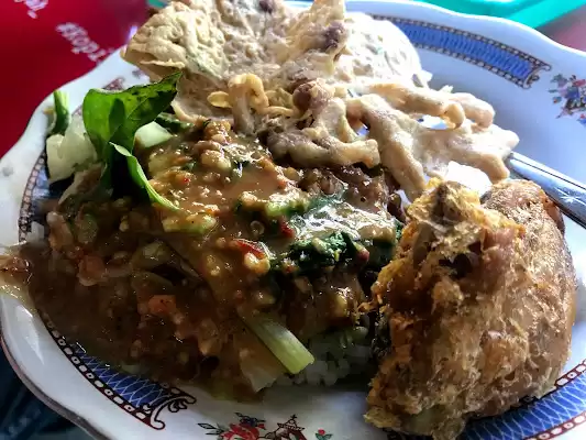Nasi Pecel Rawon Mak Sul Tulungagung