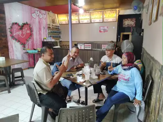 Jj Cafe & Pizza Tulungagung