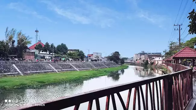 Anjungan Kali Ngrowo Tulungagung