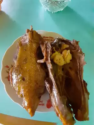 Warung Bu Kawuk Tulungagung