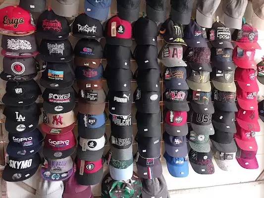 Toko Topi Dan Tas Rikuden Tulungagung