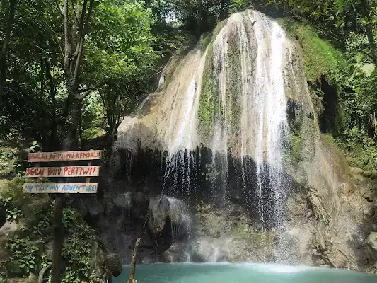 Air Terjun Alam Kandung Tulungagung